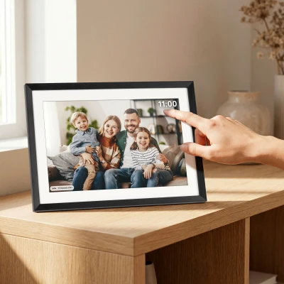 Kruger&Matz KM1103 Digitální fotorámeček Frameo WiFi, 10,1 palců, s podsvícením, černý