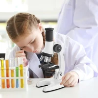 Genetic 4057 Vzdělávací mikroskop 100x - 1200x