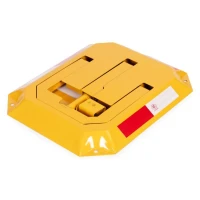 MultiStore DNPL-007 Skladacie parkovacie zábrany 30 cm s kľúčom a reflexnými pruhmi