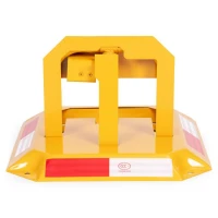 MultiStore DNPL-007 Skladacie parkovacie zábrany 30 cm s kľúčom a reflexnými pruhmi