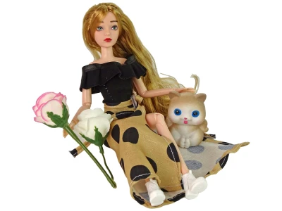 LEAN Toys 13908 Panenka Emily s koťátkem a růží