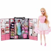 LEAN Toys 28843 Šatník pre bábiky s bábikou a príslušenstvom, ružový