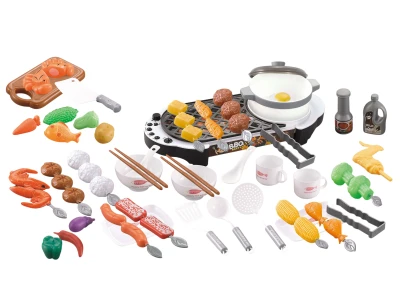 MULTISTORE HC487931 Dětský grilovací set s kuchyňskými doplňky, 69 dílů