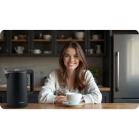 Rýchlovarná kanvica Berdsen BD-710 1,7 l, čierna