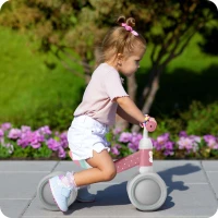 Ricokids 760600 Trojkolový balančný bicykel pre deti, ružový