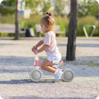 Ricokids 760600 Trojkolový balančný bicykel pre deti, ružový