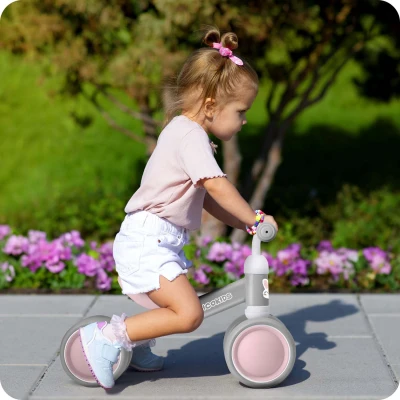 Ricokids 760602 Tříkolové odrážedlo pro děti, šedé