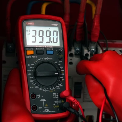 Uni-T MIE0465 Univerzálny multimeter UT105+, 2x AA (1,5 V)