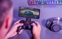 Rebel KOM1180 Bezdrátový gamepad pro smartphony a tablety