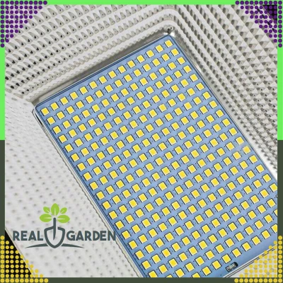 RealG RC-K-1329 Zahradní solární pouliční lampa 200 W, 247 LED, 3600 lm, 3000K, IP67