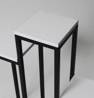 Bauerkraft H-025 Kovový stupňovitý stojan na 3 kvety, biely