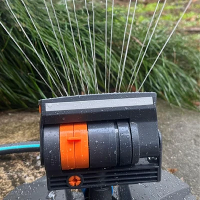 RealG RC-K-2199 Záhradný oscilačný zavlažovač, 16 trysiek