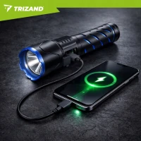 Trizand 26950 Taktická LED svítilna, 800 lm, USB-C, zoom, baterie 5000 mAh