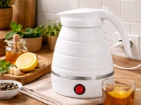 Verk 07483 Cestovná silikónová skladateľná kanvica 600 ml, 600 - 800 W, biela