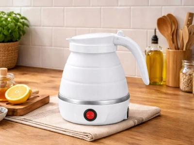 Verk 07483 Cestovná silikónová skladateľná kanvica 600 ml, 600 - 800 W, biela