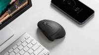 Rebel KOM1035 Ergonomická vertikálna bezdrôtová myš, čierna