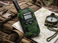Verk 14680 Vysielačky Baofeng BF-T6, dosah až 2 km, svietidlo, 1500 mAh, sada 2 ks, zelené