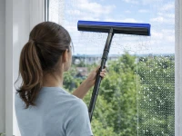 Verk 27408 Silikonový gumový kartáč s kovovou rukojetí 120 cm, černomodrý