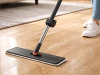 Verk 27773 Plochý mop se ždímacím mechanismem, otočný o 360°, černý