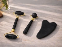 Verk 24672 Masážny valček na tvár Jade Roller, Gua-Sha, 3 v 1, čierny