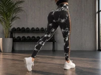 Verk 14664 Dámské legíny s push-up efektem, vysoký pas, S/M, černé