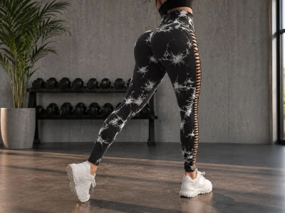 Verk 14664 Dámské legíny s push-up efektem, vysoký pas, S/M, černé
