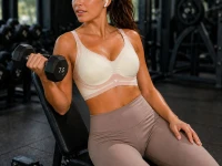 Verk 14672 Sportovní podprsenka push‑up, bezešvá s vycpávkami, vel. XL, bílá
