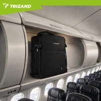 Trizand 27615 Cestovný batoh 40 x 20 x 25 cm, USB, čierny