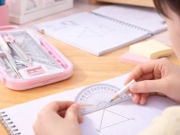 Verk 27840 Geometrická sada v pouzdře - kružítko s příslušenstvím, 9 dílů, růžová