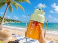 Verk 07558 Prenosný mixér na smoothie so slamkou a popruhom, USB, 1200 ml, zelený
