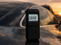 Verk 27704 Digitální alkohol tester s LCD displejem a 5 náustky, černý