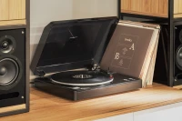 Kruger&Matz KM0516 Gramofón s USB prevodníkom TT-501, čierny