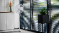 Teesa TSA8022 Stojanový ventilátor, 3 rychlosti, výška 105 - 123 cm, bílý