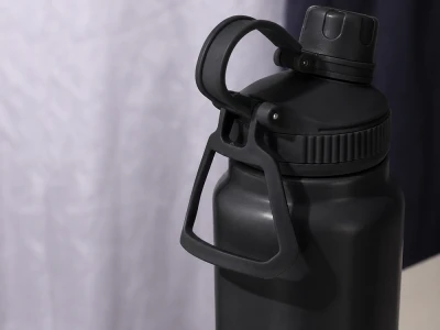 Verk 07388 Termofľaša s držiakom 700 ml, čierna