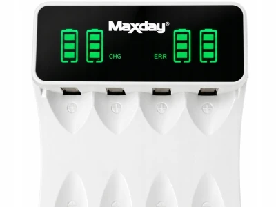 Verk 02056 Nabíjačka batérií AA/AAA s USB-C, 4 slotmi a LED indikáciou