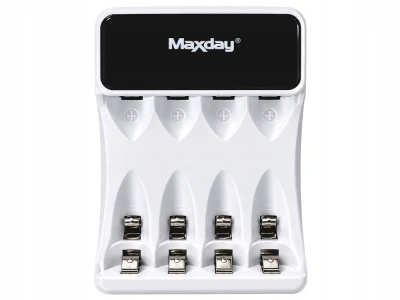Verk 02056 Nabíjačka batérií AA/AAA s USB-C, 4 slotmi a LED indikáciou