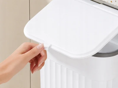 Verk 27672 Zavesený odpadkový kôš s vekom 11 l, biely