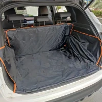 RealG RC-K-1672 Voděodolná ochranná podložka do auta pro psa 180 x 105 cm, černá