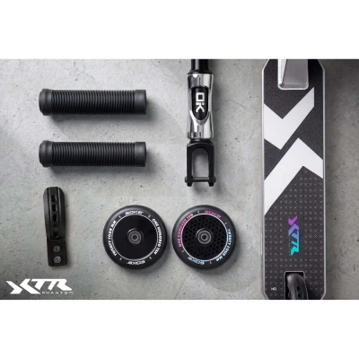 SOKE 1511 Freestylová kolobežka XTR Phantom Chrome Edition, strieborná a čierna