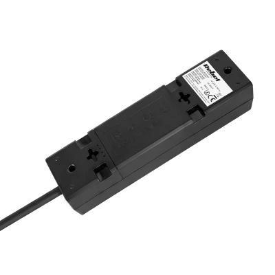 Rebel URZ3198-3 Prodlužovací kabel, 3 zásuvky, bez vypínače, 3 m, černý
