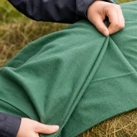 RealG RC-K-2100 Ochranná netkaná textilie na stohy slámy/sena 9,8×12,5 m 120 g/m², zelená