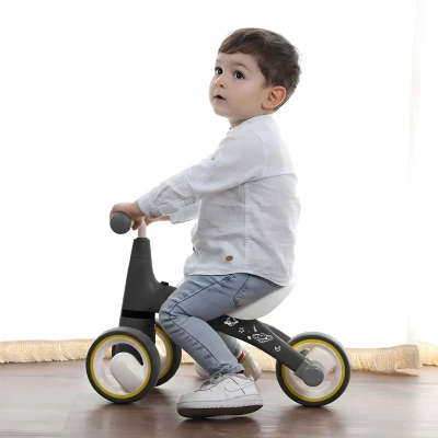 ECOTOYS LB1603 Detské balančné odrážadlo s kolesami z EVA, čierno-šedé