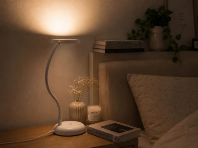 Verk 12421 Ohybná LED stolná lampa s dotykovým ovládaním, USB-C, biela