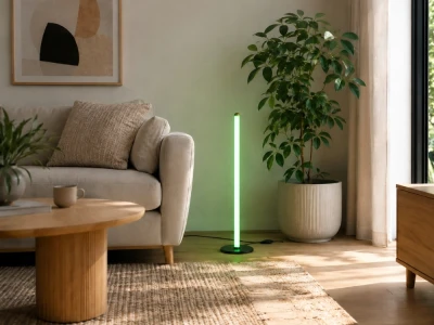 Verk 12424 LED RGB stojaca lampa, 7 farieb, diaľkové ovládanie, USB, 50 cm, čierna