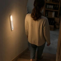 Verk 12425 LED svietidlo s pohybovým senzorom, magnetické, USB, 1,5 W, biele