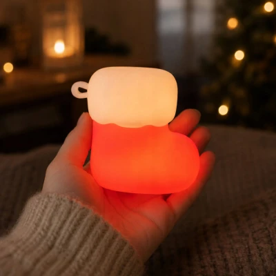 Verk 12411 LED noční lampička silikonová, USB, 3 režimy svícení, ponožka
