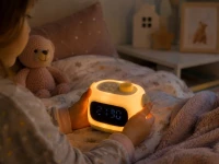 Verk 12415 Multifunkčná LED nočná lampička s hodinami, budíkom a časovačom, ružová