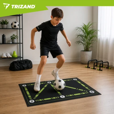 Trizand 27726 Fotbalová tréninková podložka 60 x 90 cm, černo-zelená
