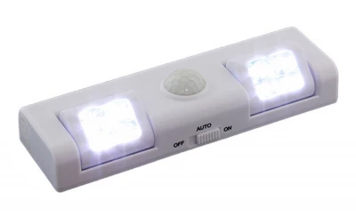 APT XZ1808 Osvetlenie s pohybovým senzorom 8 LED, 3x AA - biele