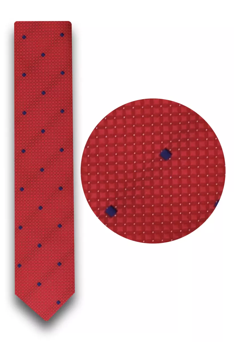 červená kravata s pěkným vzorem